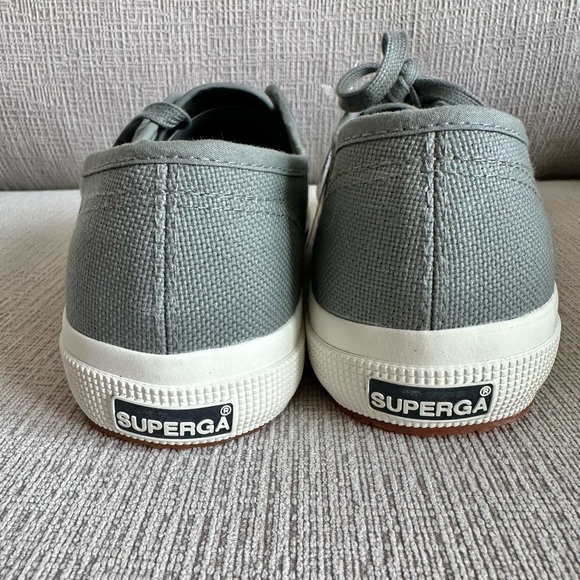 NWT Superga 2750 Cotu Classic Sneakers in Grey - Picture 5 of 6